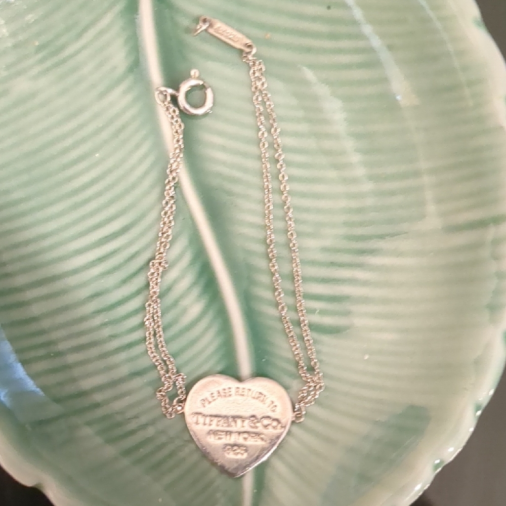 Tiffany & Co. Silver Heart Tag Bracelet